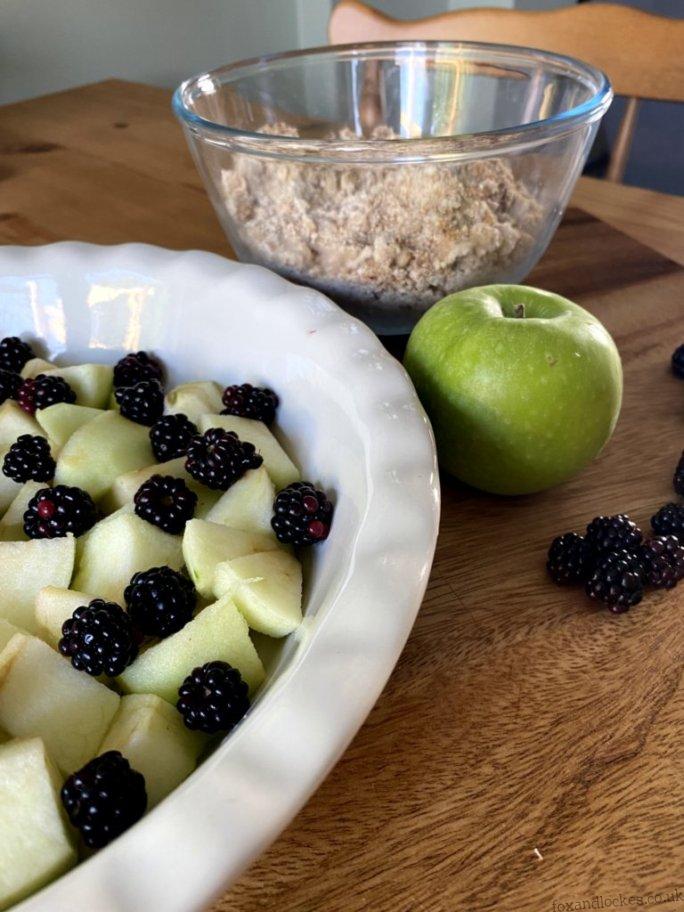 Vegan and Gluten-Free Blackberry and Apple Crumble