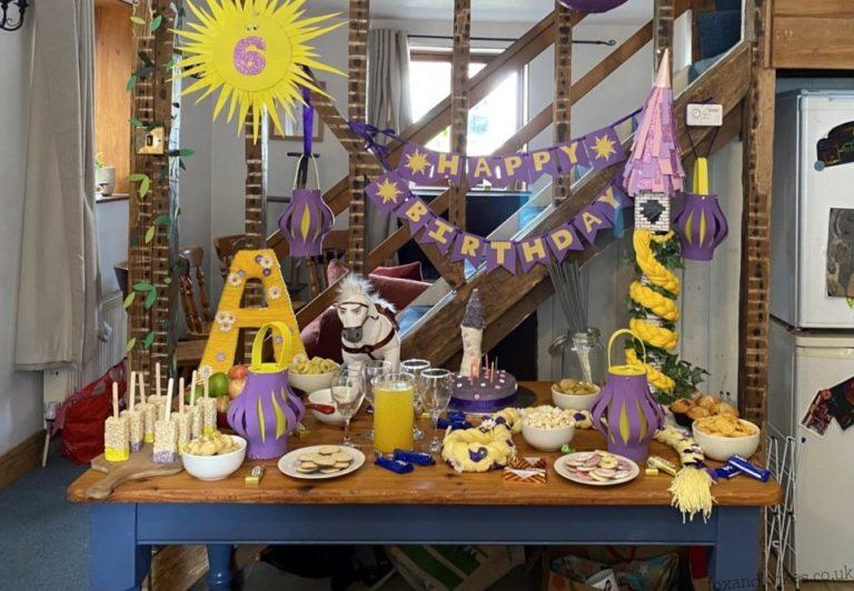 DIY Rapunzel birthday party